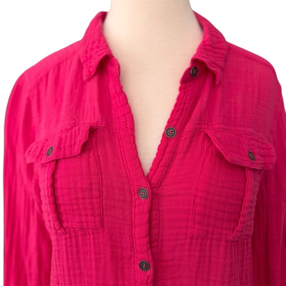We the Free Magenta Pink Long Sleeved Gauze Button Up Lightweight Pockets Sz Med - Picture 6 of 12